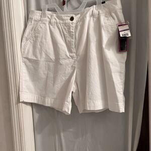Kim rogers white Bermuda shorts comfort waist size 18